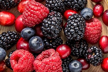 Hausmittel gegen Halsschmerzen: Beeren als Vitaminlieferanten | gelorevoice.de